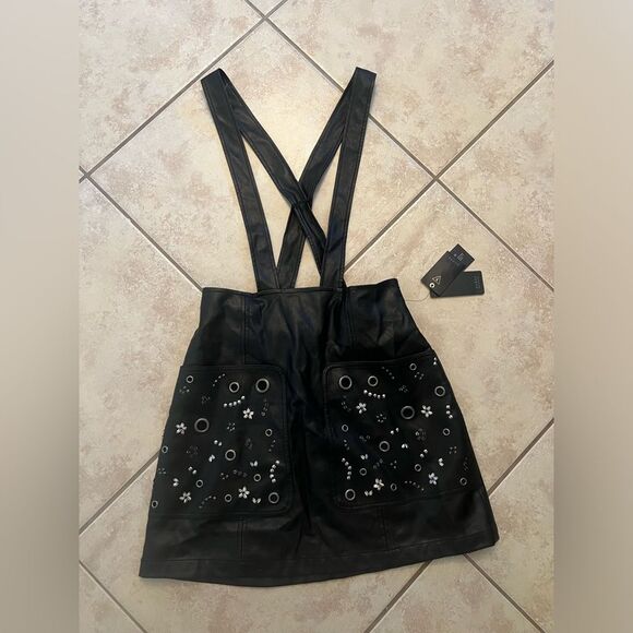 NWT | Guess Rona Faux-Leather Suspender Skirt | Size: 4 - Picture 6 of 7